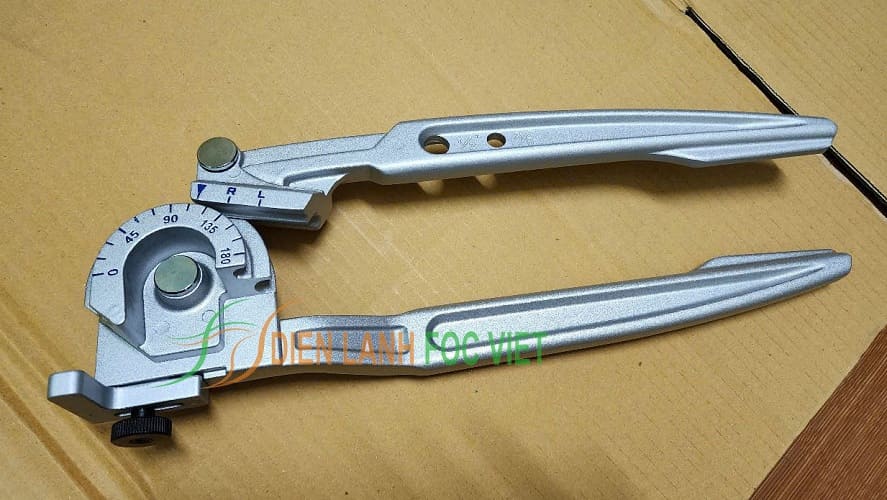 Vam uốn ống đồng, kìm uốn ống đồng, dụng cụ uốn ống đồng bằng tay, uốn ống, uốn ống đồng phi 10, uốn ống đồng phi 12, vam uốn ống đồng phi 10, vam uốn ống đồng phi 12, Dụng cụ uốn ống đồng WK-1012-A, vam uốn ống phi 10 12, vam uốn ống phi 10 12, vam uốn ống phi 10, vam uốn ống phi 12, uốn ống phi 10, uốn ống phi 12, uốn ống phi 10 12, uốn ống đồng phi 12, uốn ống đồng phi 10 12, vam uốn ống đồng phi 10 12, uốn ống đồng 6 10 12, vam uốn ống đồng 6 10 12, vam uốn ống đồng WK-1012-A, uốn ống 10, uốn ống 12, uốn ống 10 12, vam uốn ống 10, vam uốn ống 12, vam uốn ống 10 12, tay uốn ống đồng 10 12, tay uốn ống đồng 10, uốn ống đồng điều hòa, tay uốn ống đồng phi 12